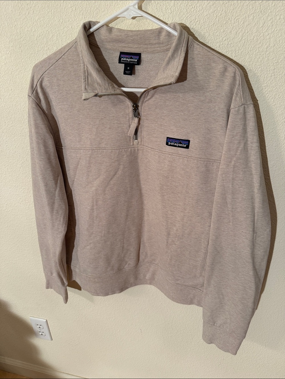Patagonia Women’s Quarter-Zip Pullover — Light Taupe
